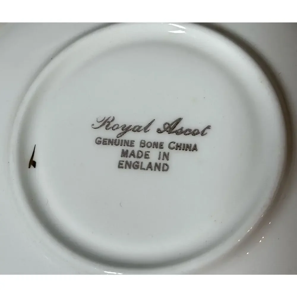Royal Ascot England Bone China Teacup & Saucer Blue Floral Flowers Gold Trim Vtg